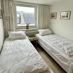 Haus Kroeger * Wenningstedt-Braderup (Sylt)